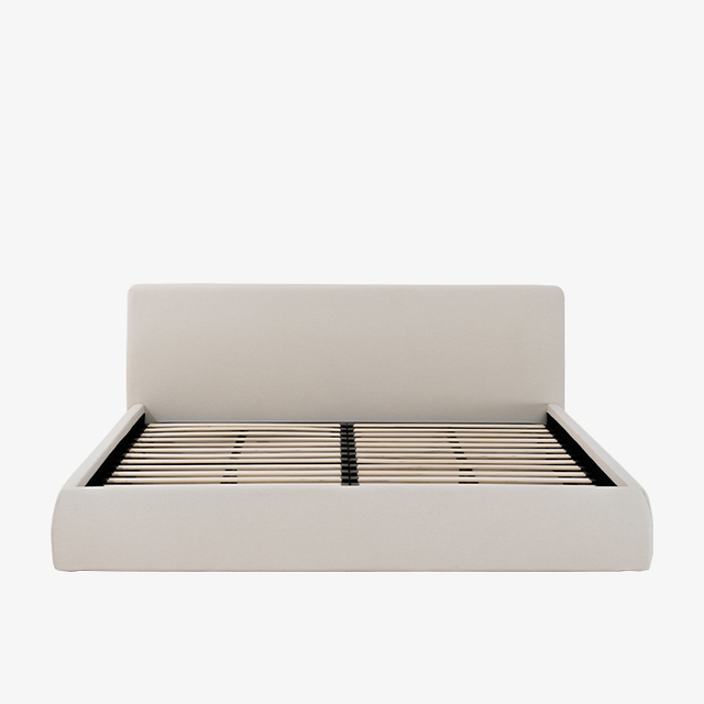 Простая современная мягкая кровать-платформа