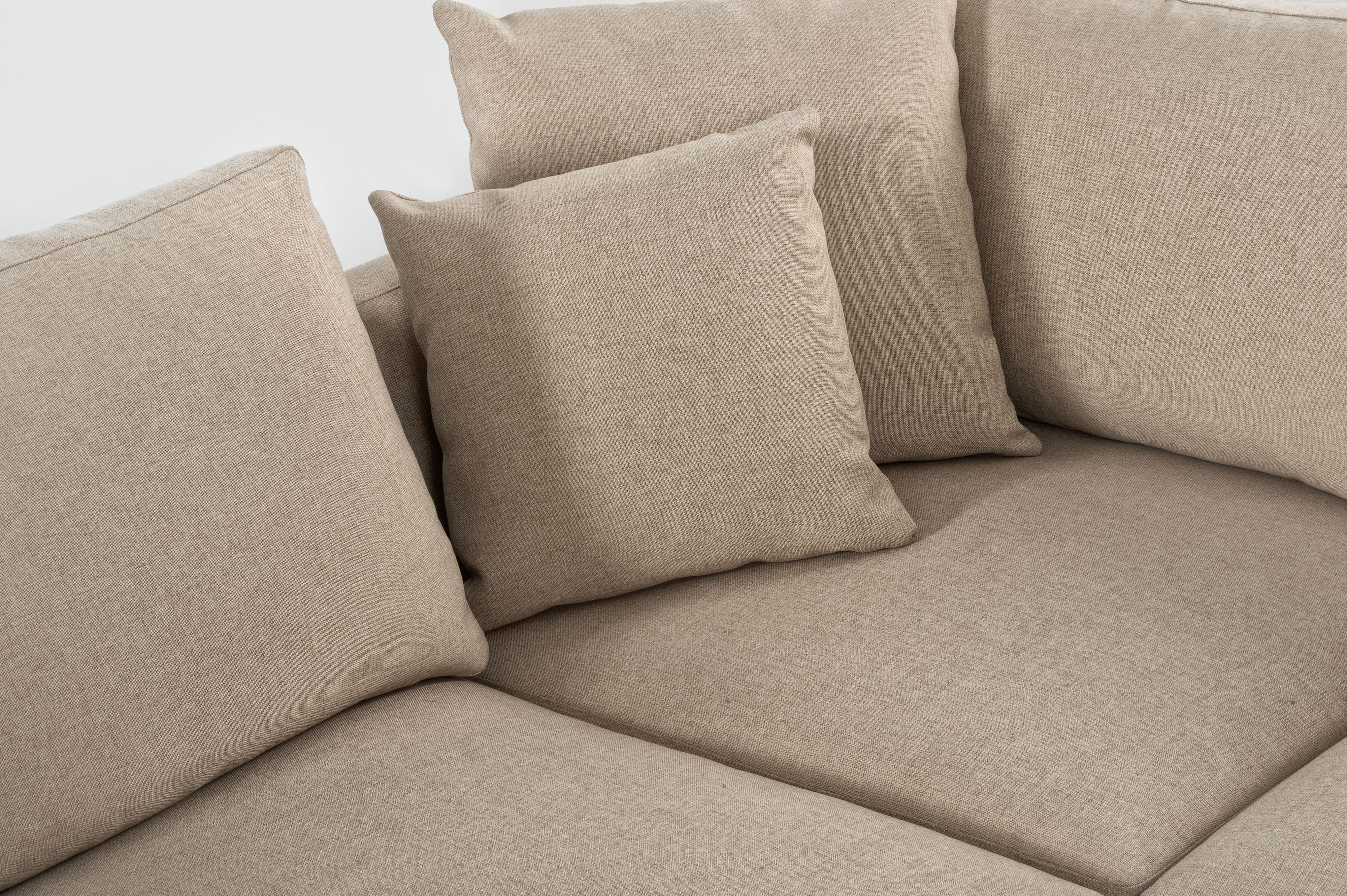 L-образный уличный диван