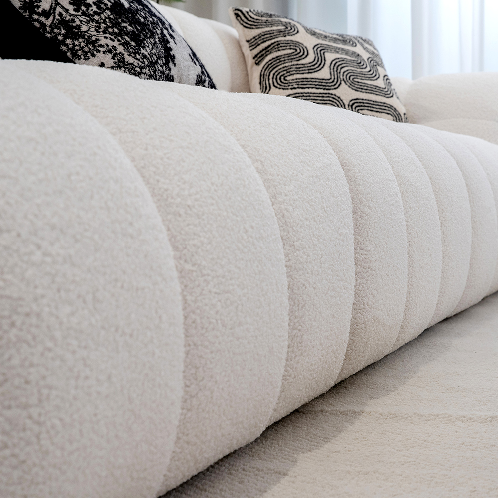 Изогнутый диван подлокотников